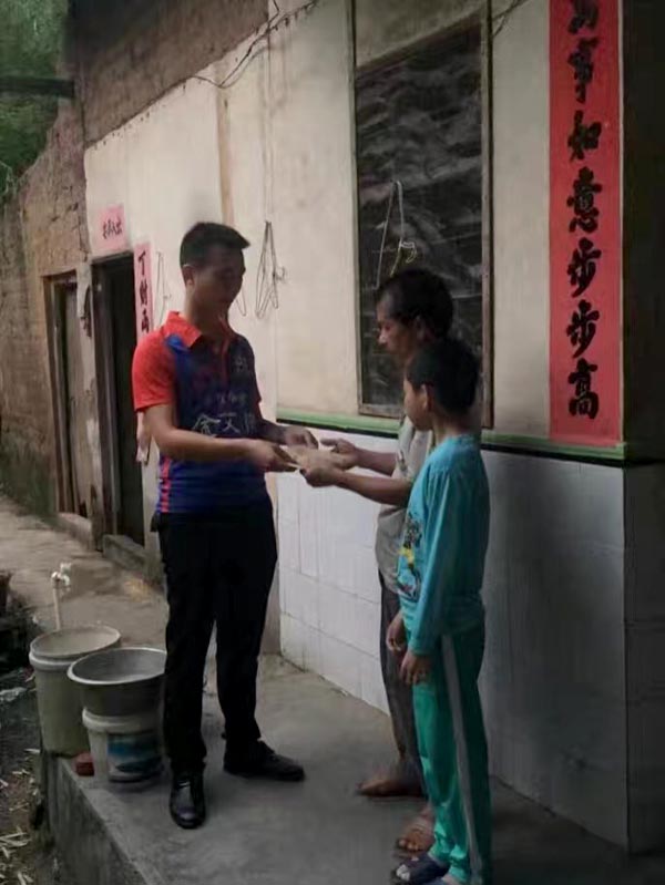 健康运动，致力善举，兴宁91短视频在线观看陶足球队好样的！