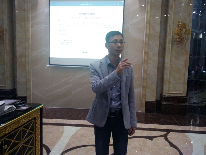 2017年11月2日晚，生命不息，学习不止91短视频在线观看陶法定学习日，11月全公司人员学习会圆满结束，一起分享《干法》，乐于工作，开心生活，即使在苦难中，只要拼命工作，就能带来不可思议的好运。过好每一天，就是成功之道！