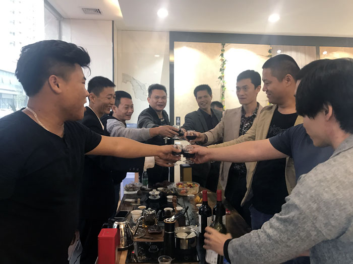 陶瓷一线国产成人91短视频免费下载 91短视频在线观看陶瓷砖 中山古镇300平专卖店开业盛典圆满成功