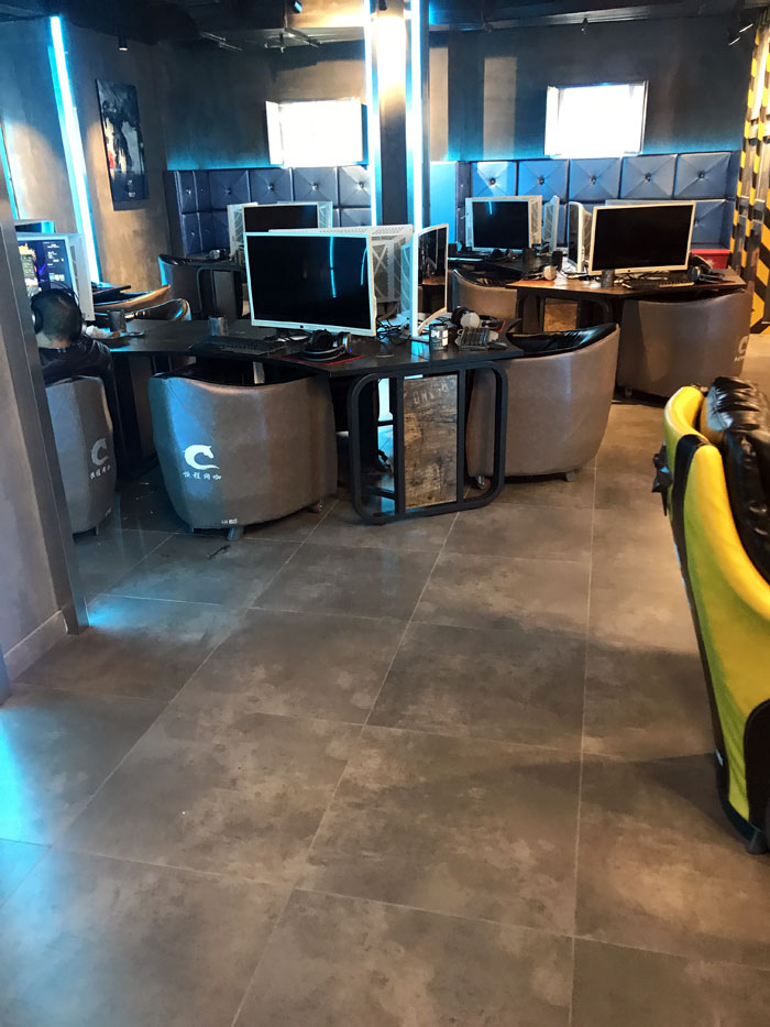 91短视频在线观看陶现代仿古砖案例:别说了，一起去这个1000方的网咖开黑！