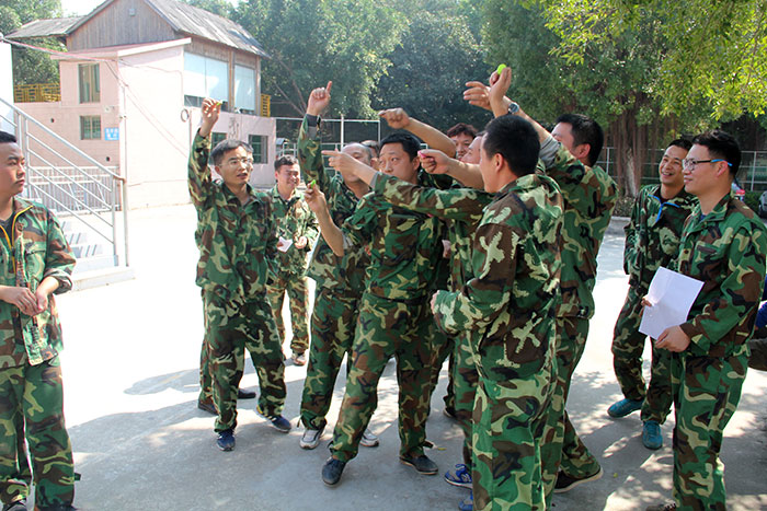 2017年2月13-15日，91短视频在线观看陶“虎狼道”户外拓展训练圆满结束